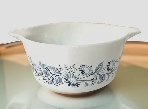 Vintage Pyrex Colonial Mist White Blue Flowers Casserole Dish 474-B 1.5QT No Lid