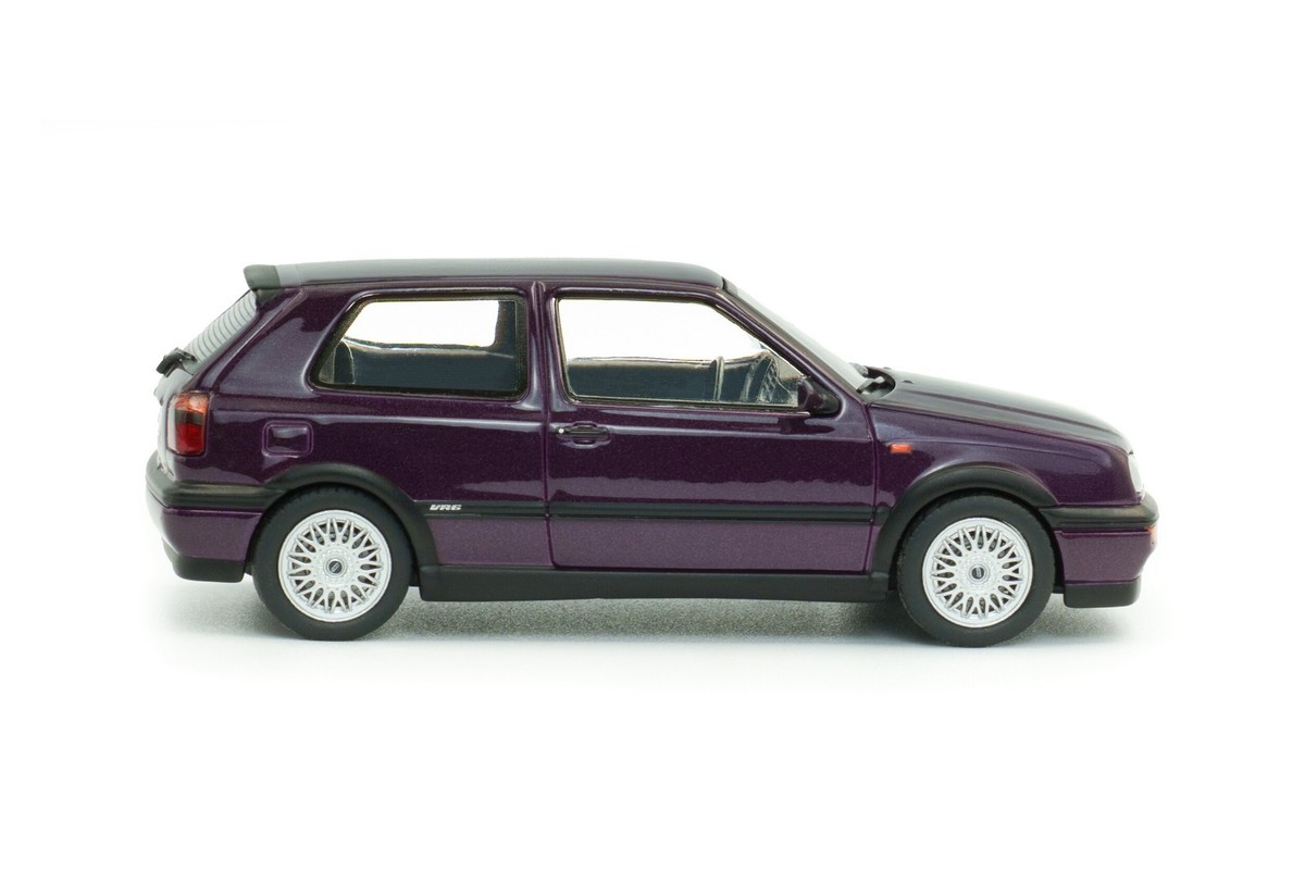 1/43 Volkswagen Golf MKIII VR6 Dusty Mauve Pearl 1994 Model Car