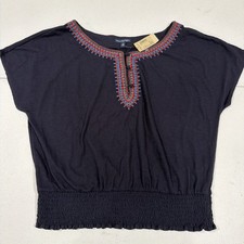 NWT American Eagle Outfitters embroidered Crop peasant tunic. Size L. Navy Blue
