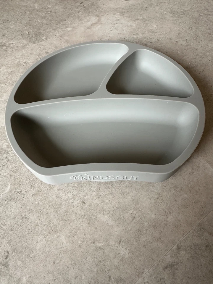 KINDSGUT rutschfester Silikon Teller grau Baby Lernteller Kinderteller - Bild 2 von 4