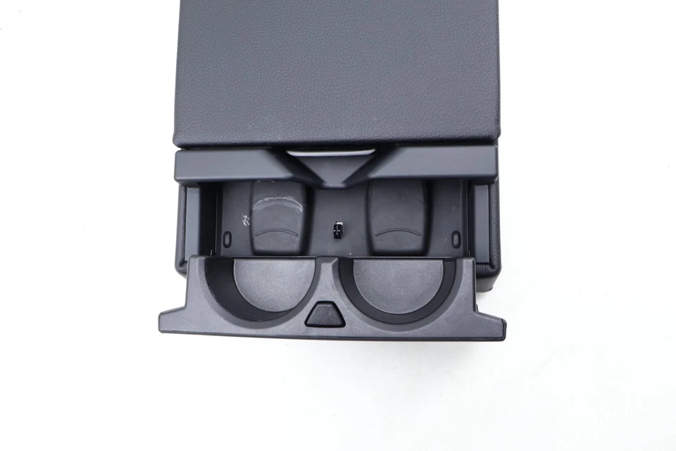 BMW 535I XDRIVE 2014-2016 - reposabrazos asiento central trasero / soporte para copa 7261251 Foto 4 de 4