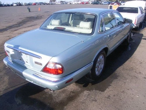 98 99 00 01 02 03 JAGUAR XJ8 R. SIDE VIEW MIRROR 3352