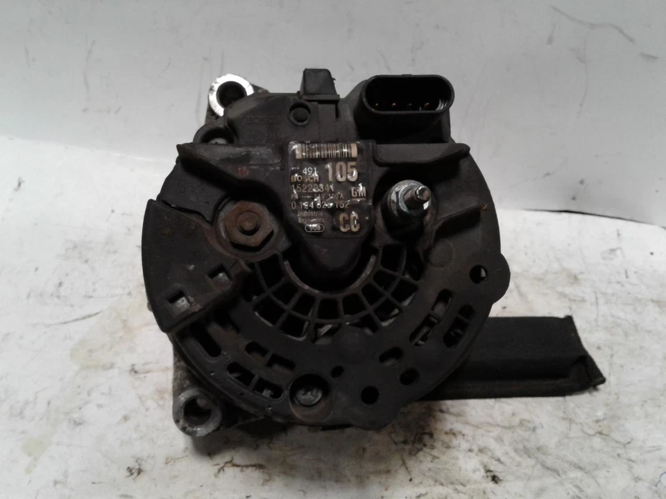 Alternador usado se adapta a: camioneta Chevrolet Express 1500 2005 5,3 grado A Foto 2 de 4