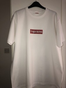 box logo swarovski
