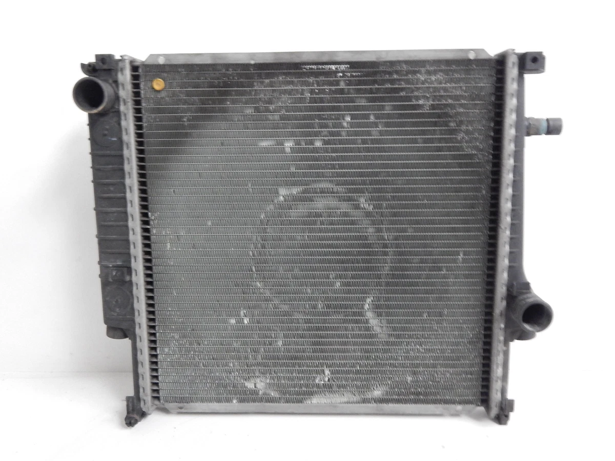 Original BMW E30 Cabrio Wasserkühler Kühler /KFZ mit Klima