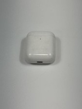 Apple AirPods 1st Gen Bluetooth A1523 A1722 Case: A1938 White - Broken