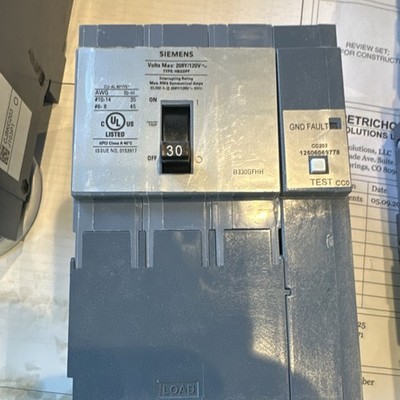 Siemens 30A 3-Pole GFCI Circuit Breaker HBQDPF 208/120V GND Fault Test Button