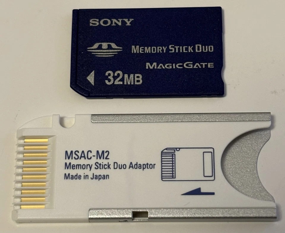 Sony MSAC-M2 Sony PSP Memory Stick Pro Duo Adapter + 32mb Memory Card - Image 2 of 2