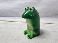 Unique Green Frog Butane Lighter Perfect Gag Gift For Frog Lover