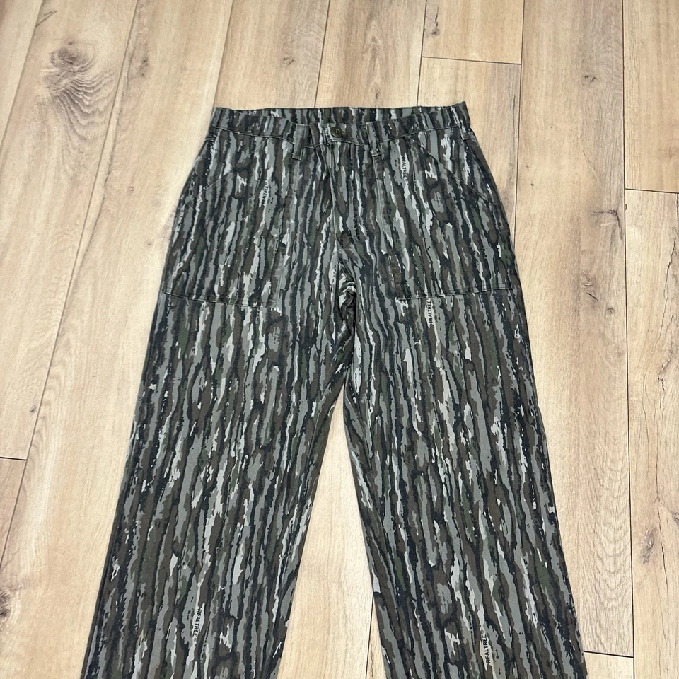 VTG Realtree Camo Cargo Pants Mens  Outdoor Hunting Vintage USA MADE 32x29 - Image 2 of 4