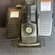 Cubii JR2 Compact Seated Elliptical Under Desk Fitness Bike Pedal Green F3B2