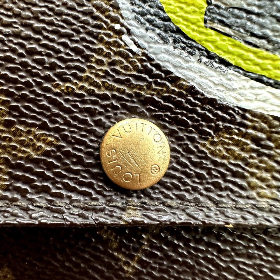 "The Office" TV Show Louis Vuitton CUSTOM PAINTED 6 Keyholder Keycase - Image 4 of 4