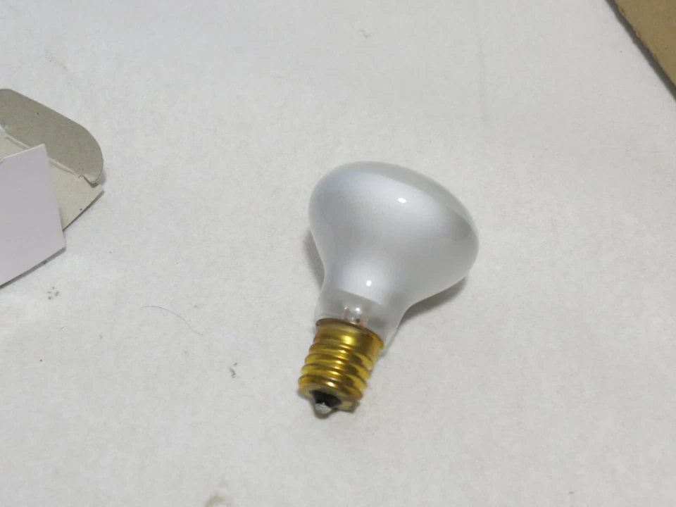 HALCO 40W R14 REFECTOR FLOOD BULB 130V 9101 BULBS DIMMABLE R14INT40 CASE OF 25 - Image 4 of 4