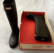 NWT Hunter original rain boots size 10 classic matte with grey buckle