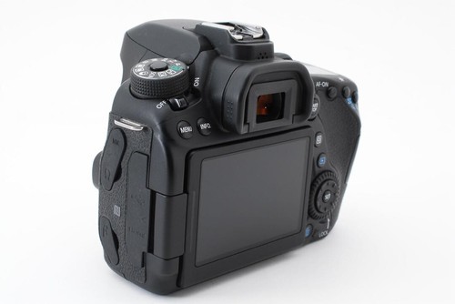 Near Mint CANON EOS 80D 24.2 MP Digital SLR Camera Body - Picture 5 of 7