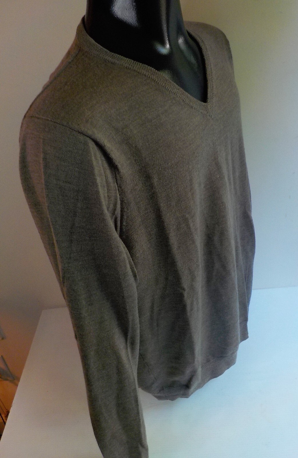 J. CREW V-Neck Solid Pullover Sweater Lt Brown Me… - image 3