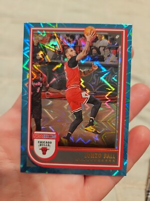 2022-23 Panini NBA Hoops Basketball Teal Explosion #76 Lonzo Ball