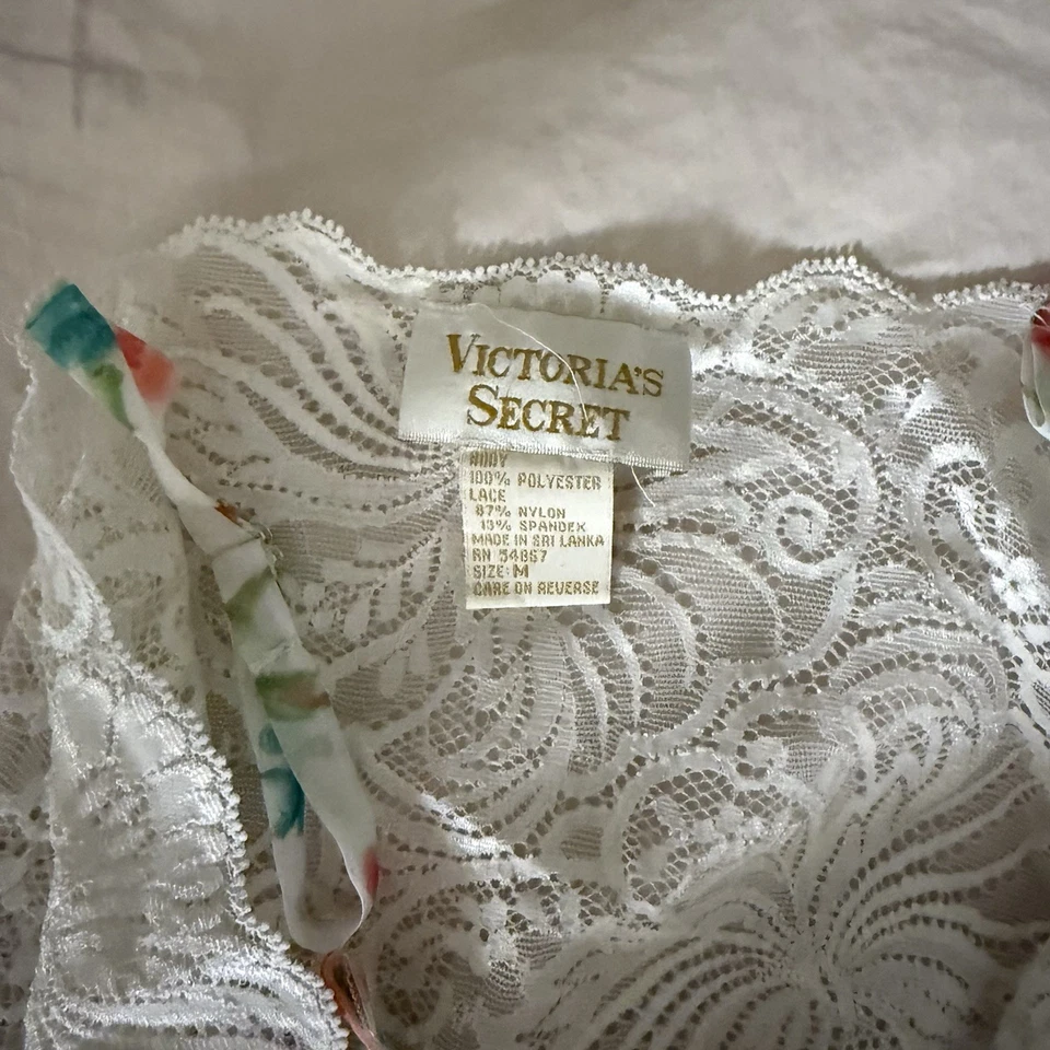 老式金色标签维多利亚的秘密娃娃吊带连衣裙,尺寸 M — 第 4/4 张图片