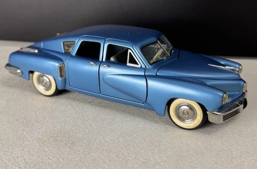 Franklin Mint - 1:24 - Tucker de 1948 con embalaje original - Catawiki
