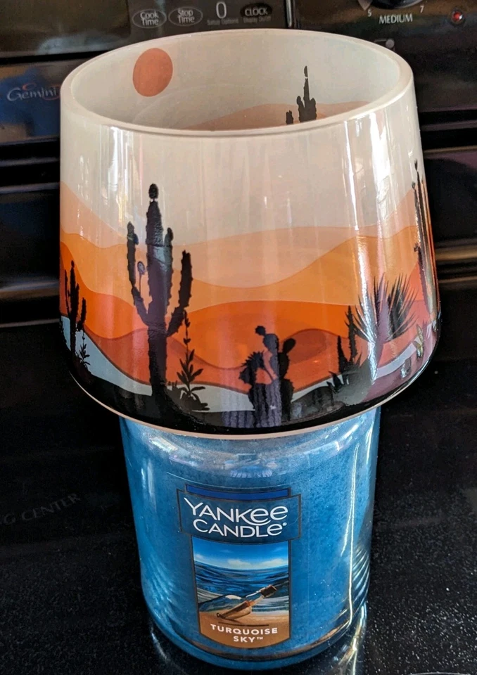 Yankee Candle Desert Sun Glass Sombrilla Bañada por el Sol Arena Dunas Rojos y Naranja  Foto 4 de 4