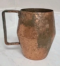 Antique Arts & Crafts Hand Hammered Copper Cup Mug 4.25-4.5" H Vase Pen Holder