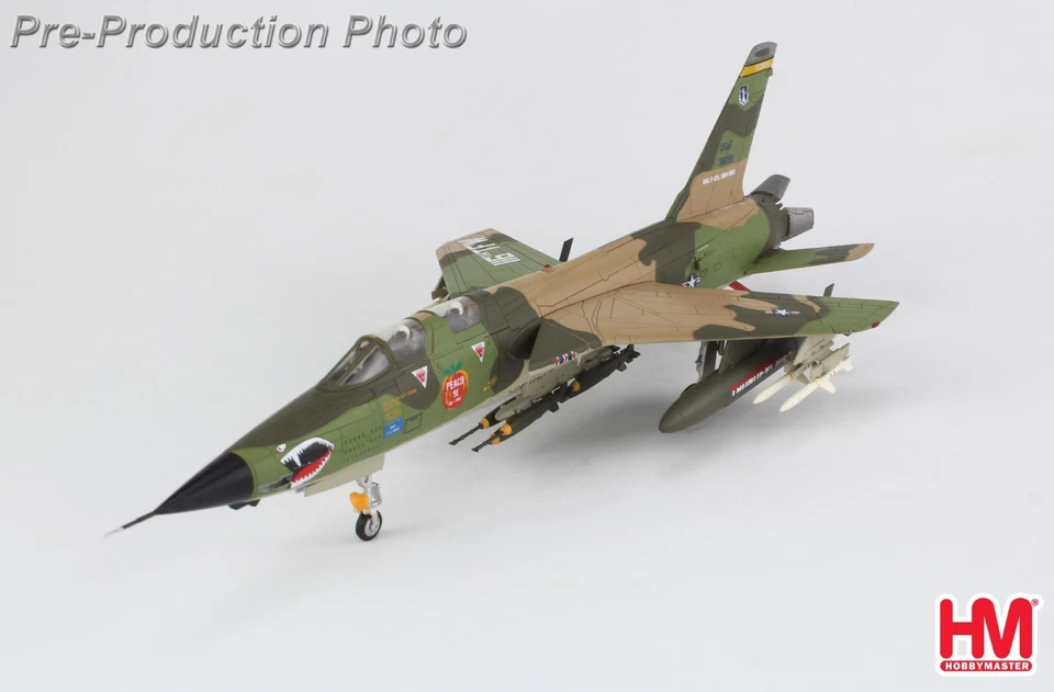 Hobby Master HA2553, F-105F Thunderchief "Peach 91" 63-8299, 128th TFS, 1:72 - Image 4 of 4