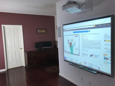 SMART Board SB680 77'' Interactive Whiteboard In Excellent Condition With Pens