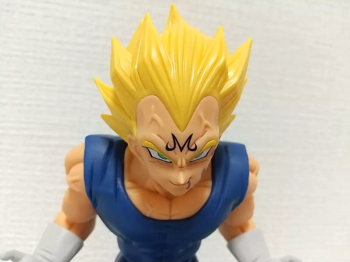 Dragon Ball Z MATCH MAKERS SUPER SAIYAN 2 Majin Vegeta Figure