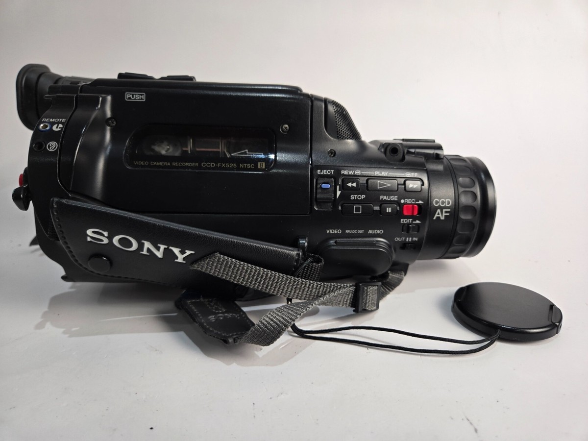 Sony CCD-FX525 Video Camera Recorder - FOR PARTS OR REPAIR Sony CCD-FX525 Video Camera Recorder - FOR PARTS OR REPAIR