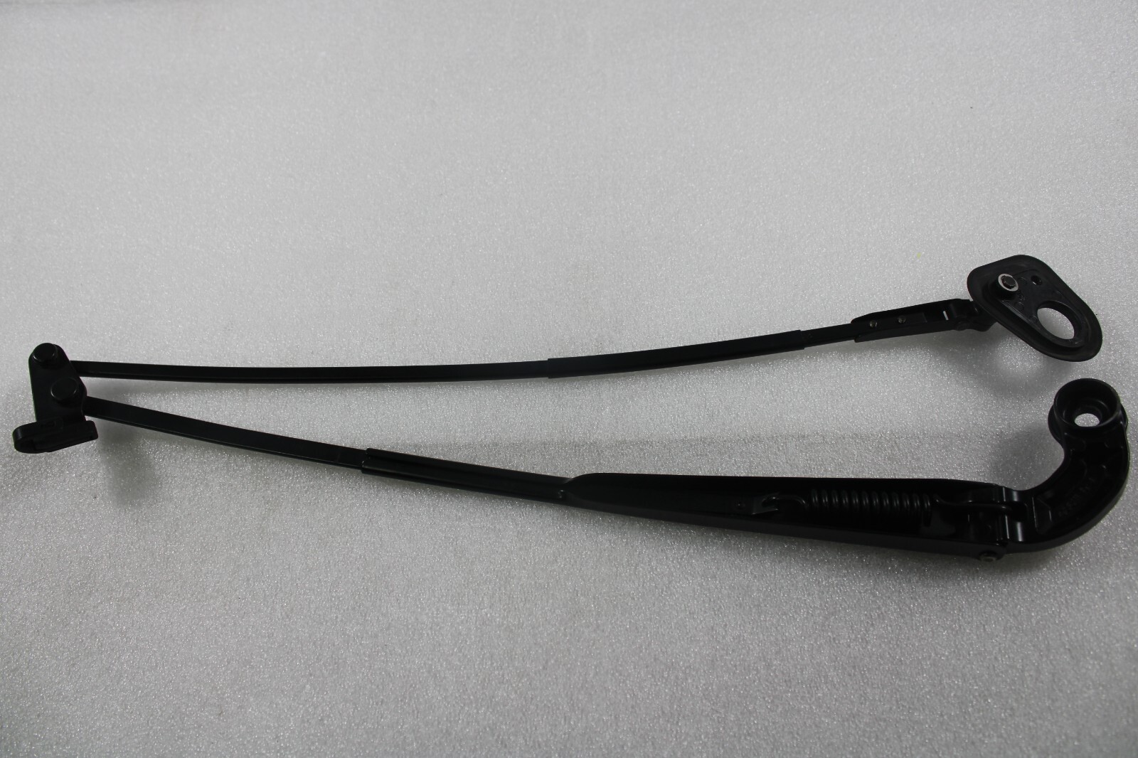 Maserati Quattroporte, LH, Left, Wiper Arm, Used, P/N 67264600