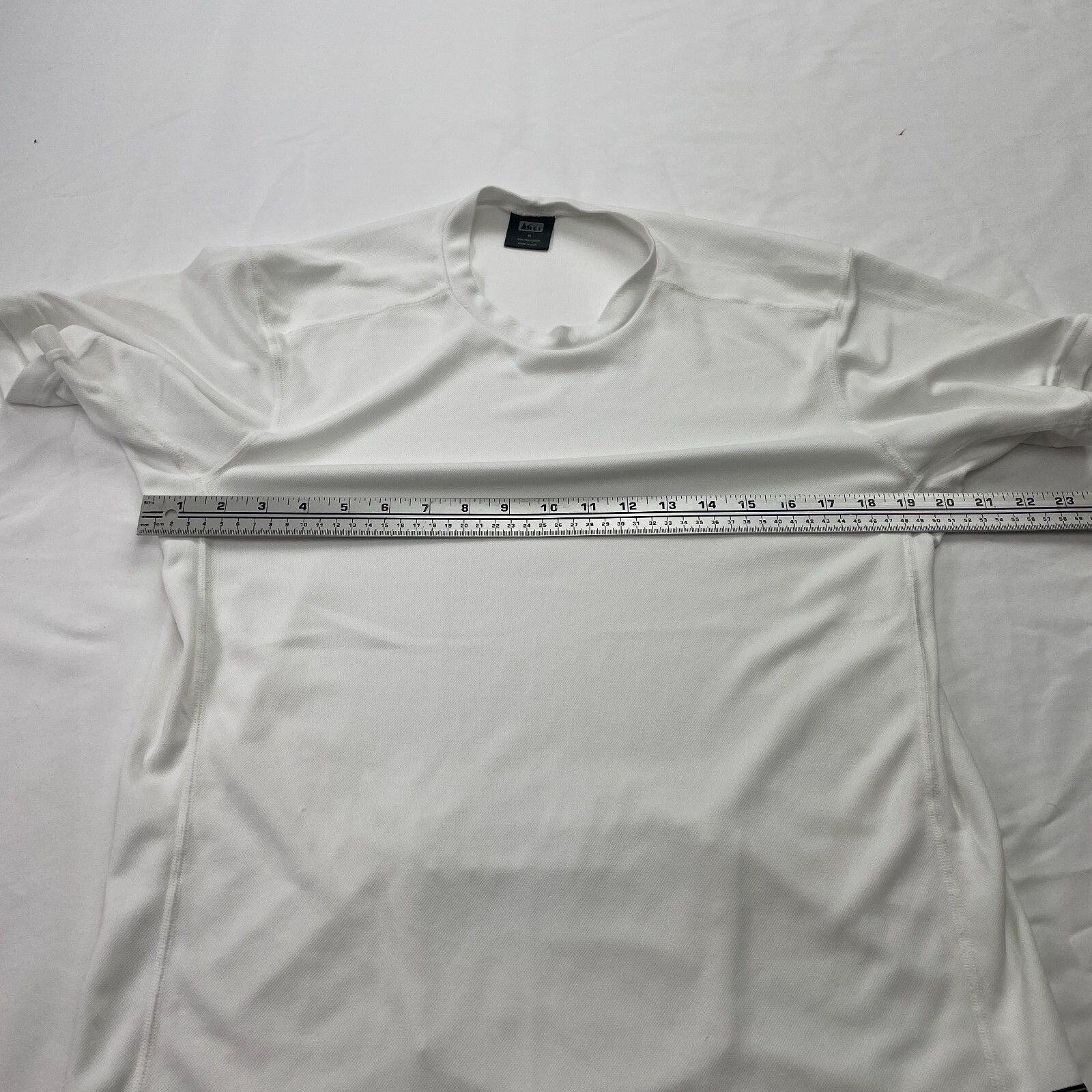 REI Cycling Shirt Mens Medium White Solid Casual Zip Pocket Polyester