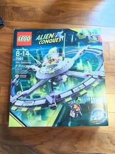 lego alien conquest 7065