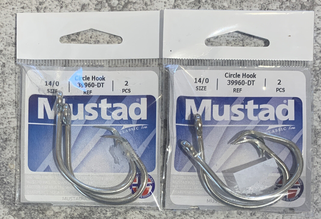 alligator fish hook 5/0 Lil Sticky-icky Gator Snatch 1/2oz / Single Hook cat Wisconsin Bass Fishing Guide Size:10 to 7lb also known as longnose