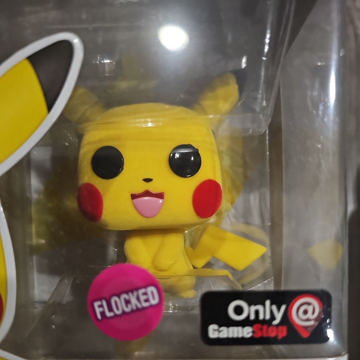 Funko POP! Games: - Pikachu (Flocked) #353 GameStop Exclusive