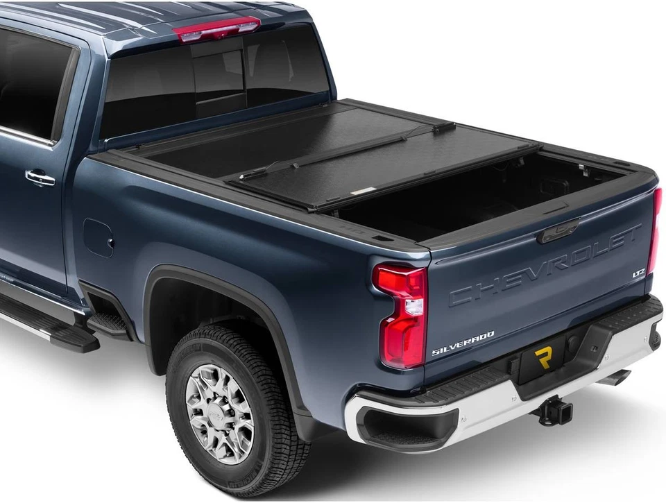 UnderCover Flex Hard Cover Tonneau Fits 99-07 Ford F250/350 Super Duty 6'9" — 第 2/4 张图片