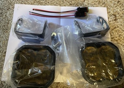Diode dynamics SS3 sport  SAE yellow fog light