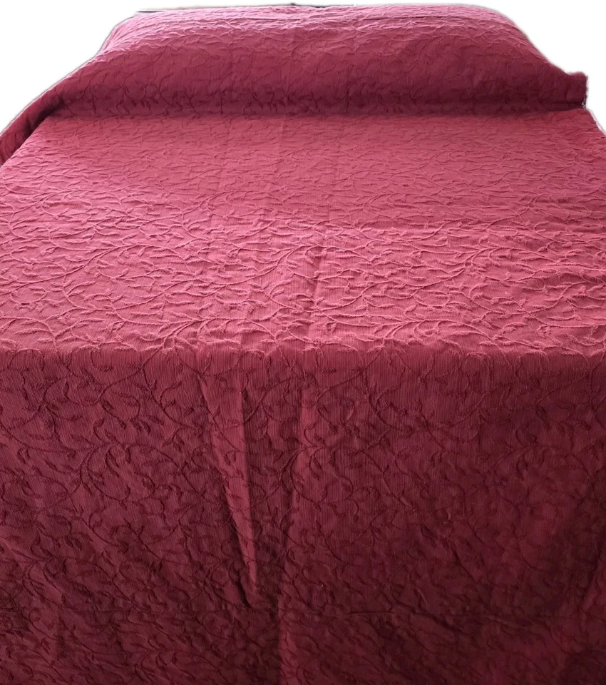 Vintage 1930s Antique French provincial Bedspread Full 85"x82" - Image 2 of 4