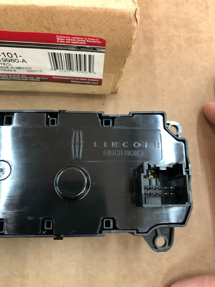 MOTORCRAFT CCM-101 UNIDAD DE MÓDULO DE CONTROL DE TABLERO DE CLIMATIZACIÓN PARA LINCOLN CONTINENTAL 2017-20 Foto 4 de 4