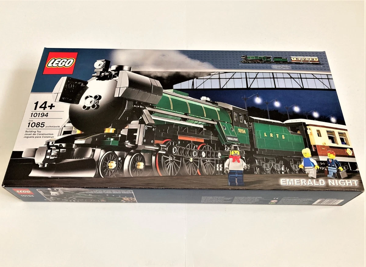 Lego Advanced Models 10194 Emerald Night NISB