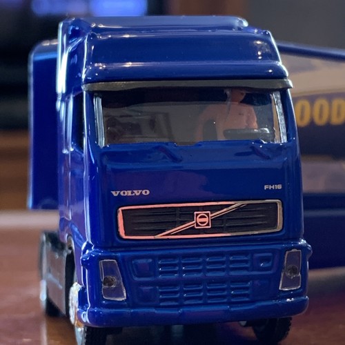 2005 Diecast Volvo FH16 Malibu Semi, Matchbox Mattel Asadas Rig Tractor Trailer - Picture 5 of 12