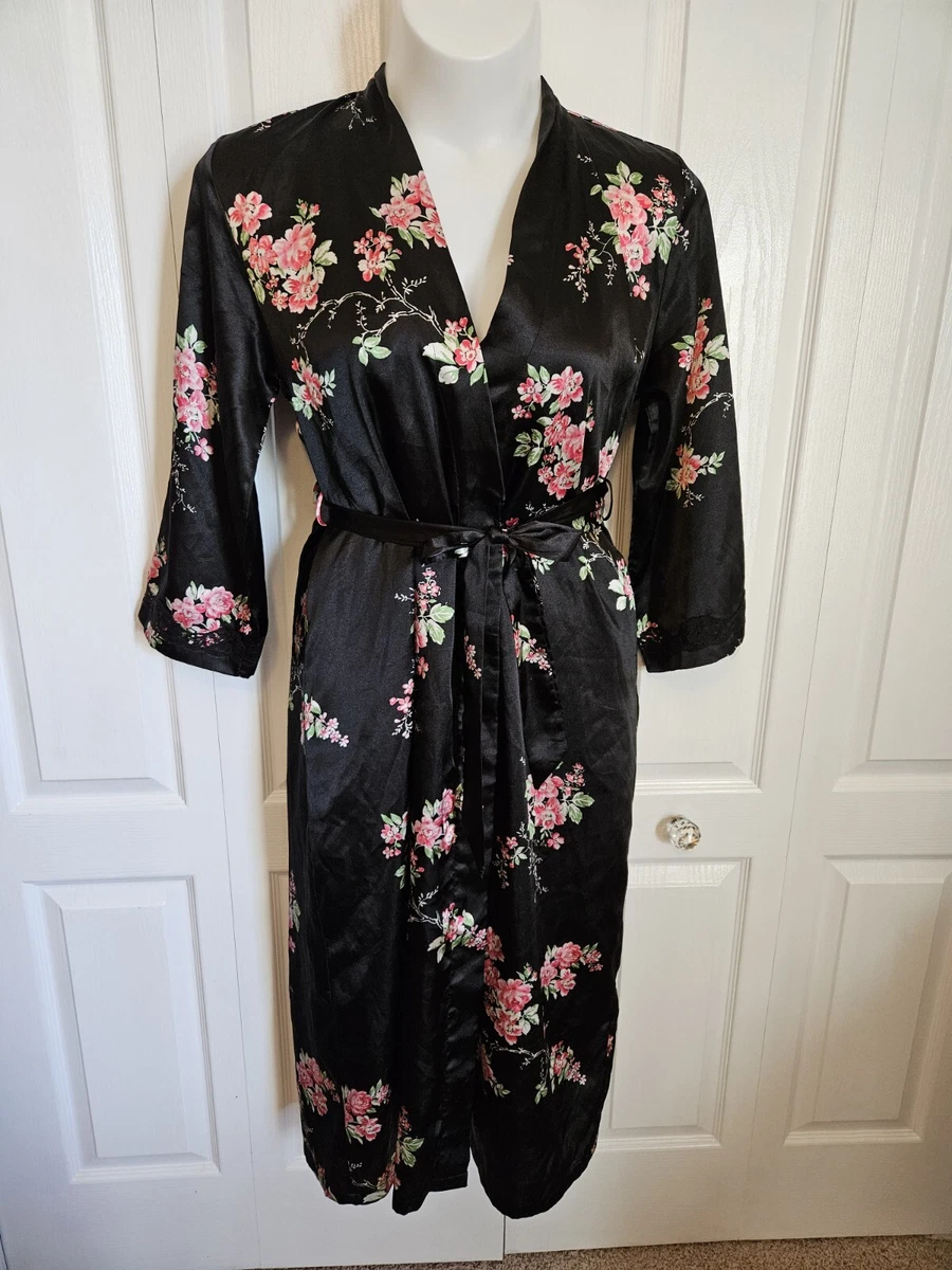 Robe rouge et noire - Vêtements