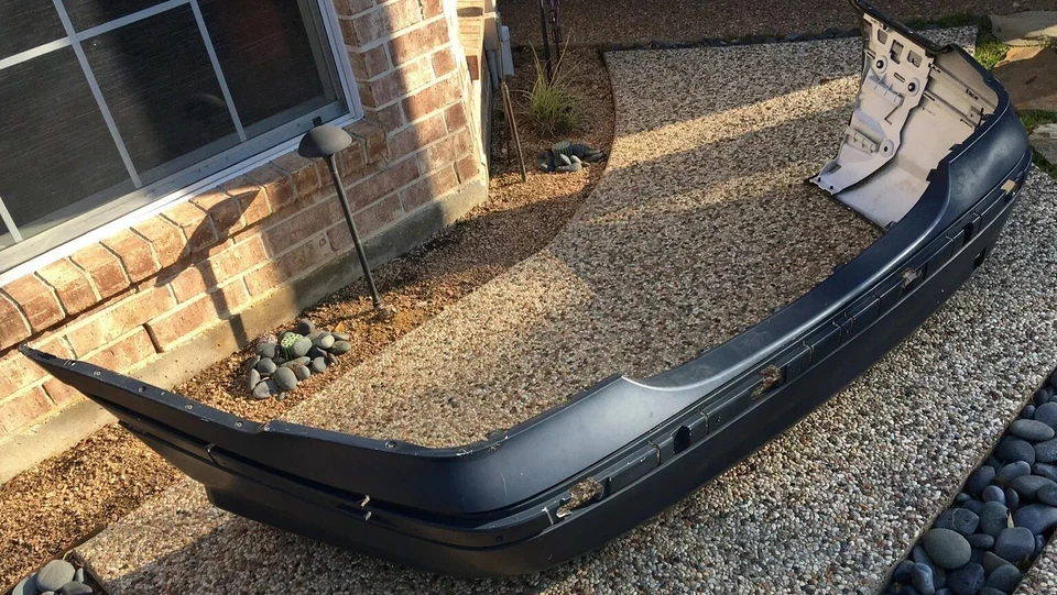 2038855825 MERCEDES OEM 05-07 C230/C240/C280/C320/C350 con paquete deportivo parachoques trasero Foto 3 de 4