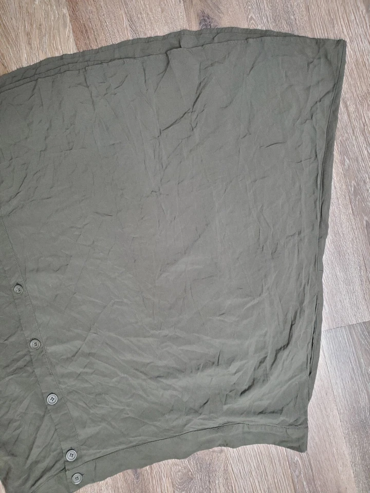 Falda para mujer Catherine MaLandrino Plus 2X verde oscuro cintura elástica botón lateral Foto 3 de 4