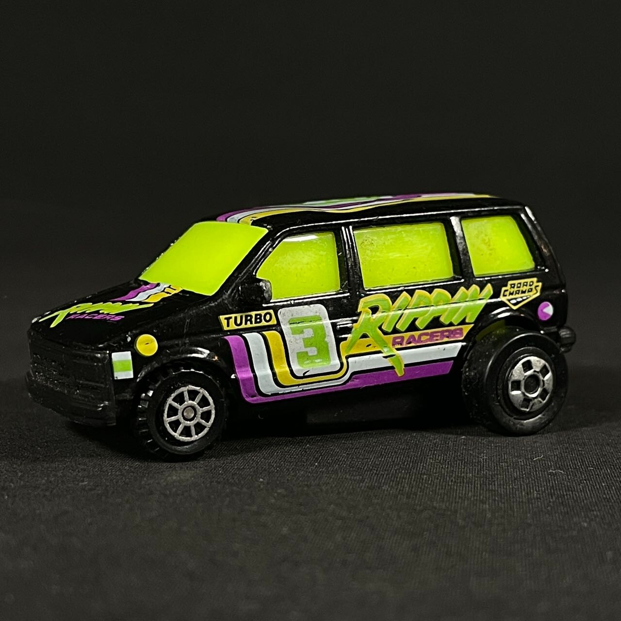 Picture 1 of 8