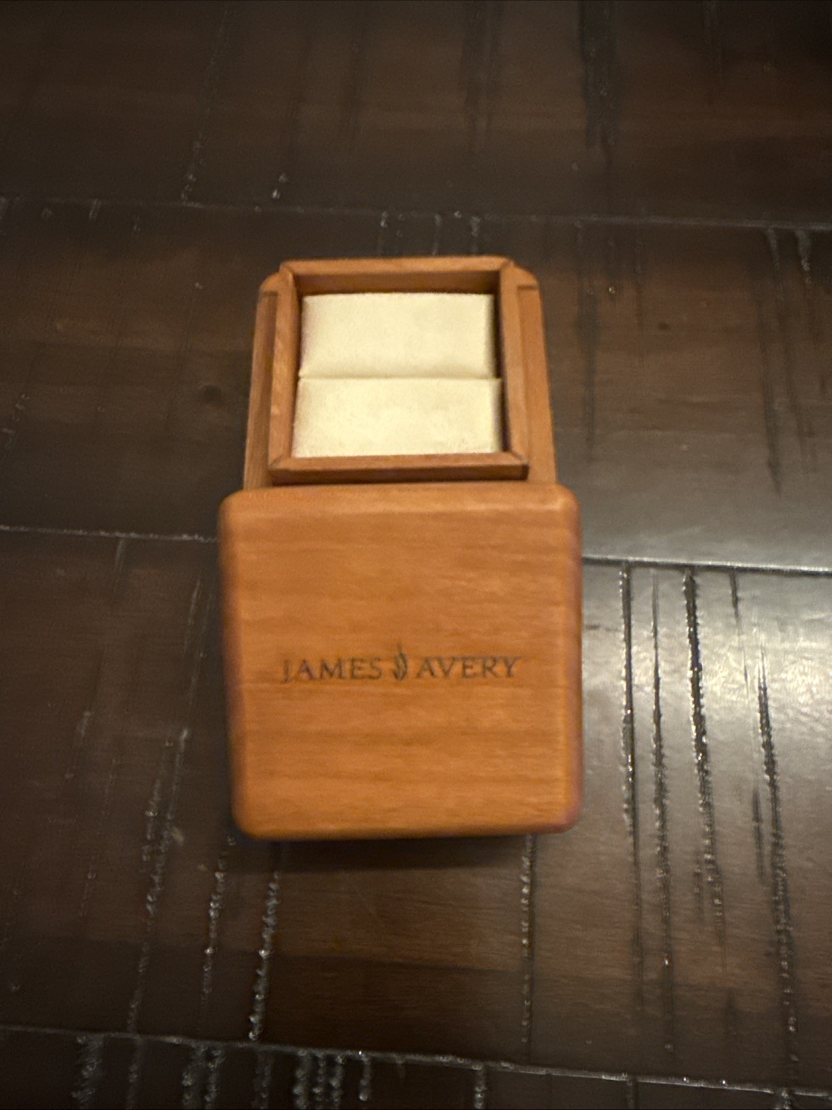 James Avery Wood Keepsake Ring Box