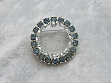 VINTAGE BLUE RHINESTONE WREATH SILVER TONE METAL BROOCH