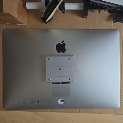 Apple iMac 27'' Retina 5K Core i5 3.2GHz 32GB RAM 256 + 1TB SSD and some extra
