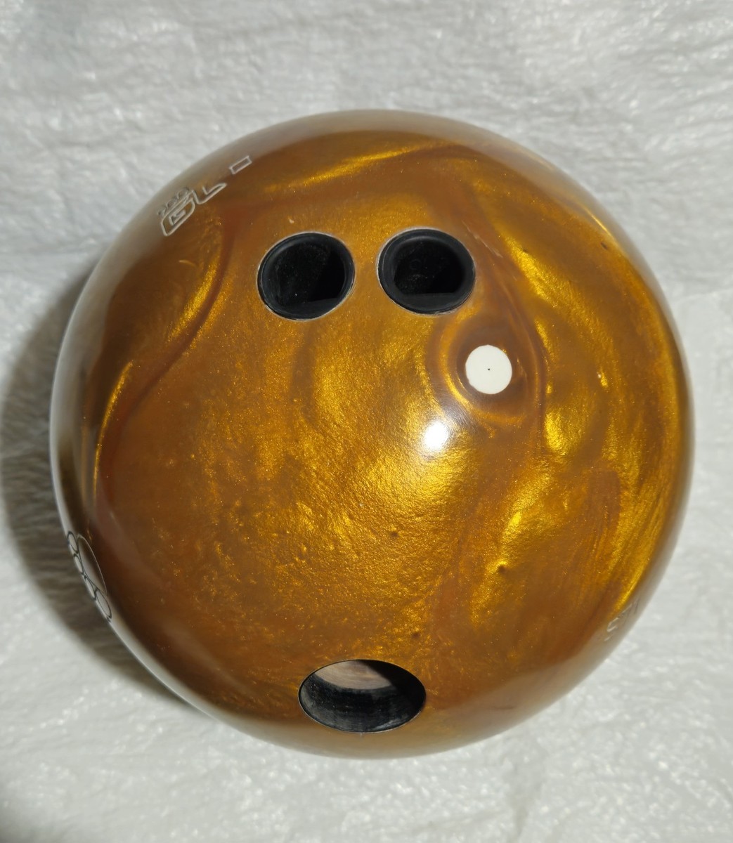 900 Global Honey Badger bowling ball - 15lb - Single RH drill FREE