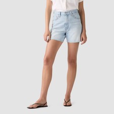 Pantalones cortos ajustados de media muslo Levi para mujer