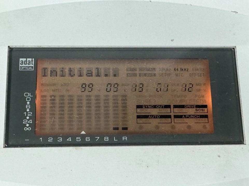 For Parts/Repair - Fostex FD-8 Digital Multitrack Recorder - Powers On - Image 2 of 4